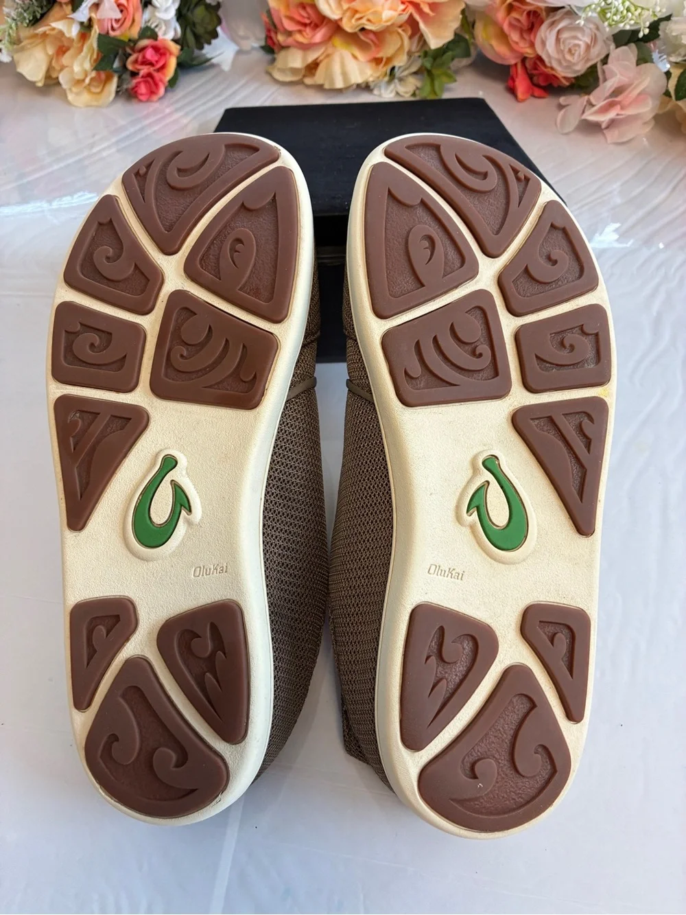 OluKai nohea mesh